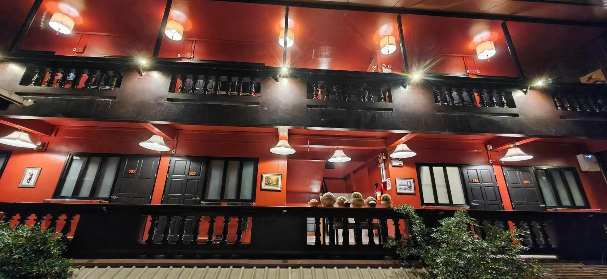 Hoh Guesthouse Chiang Mai Extérieur photo