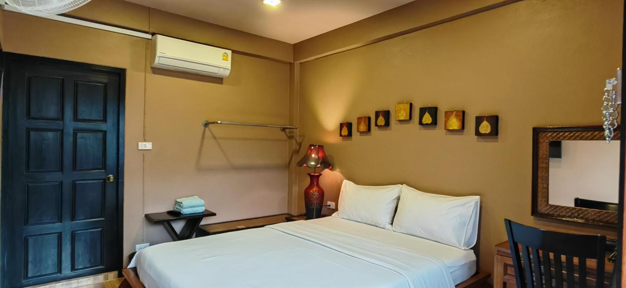 Hoh Guesthouse Chiang Mai Extérieur photo