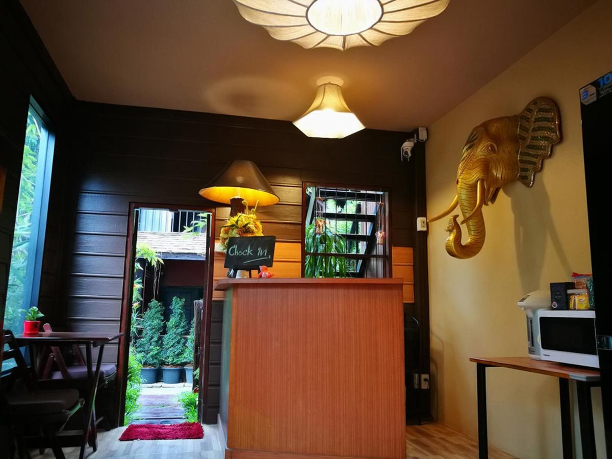 Hoh Guesthouse Chiang Mai Extérieur photo